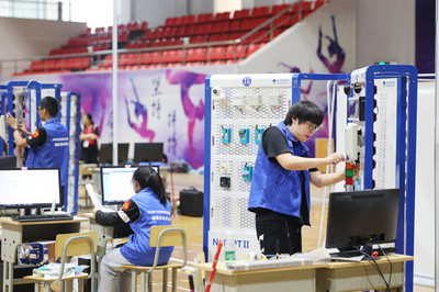 江蘇職校技能大賽“物聯網技術應用”賽項在南通開幕，南通職大學生團隊勇奪頭獎